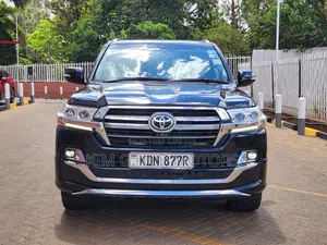 Toyota Land Cruiser 4.5 V8 GL 2015 Black