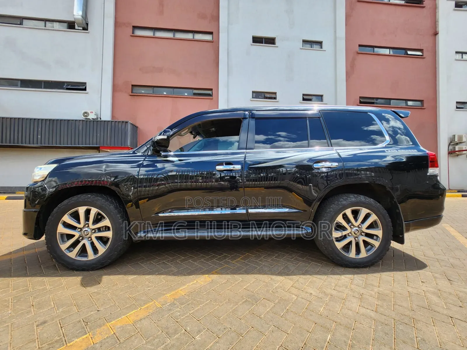 Toyota Land Cruiser 4.5 V8 GL 2015 Black