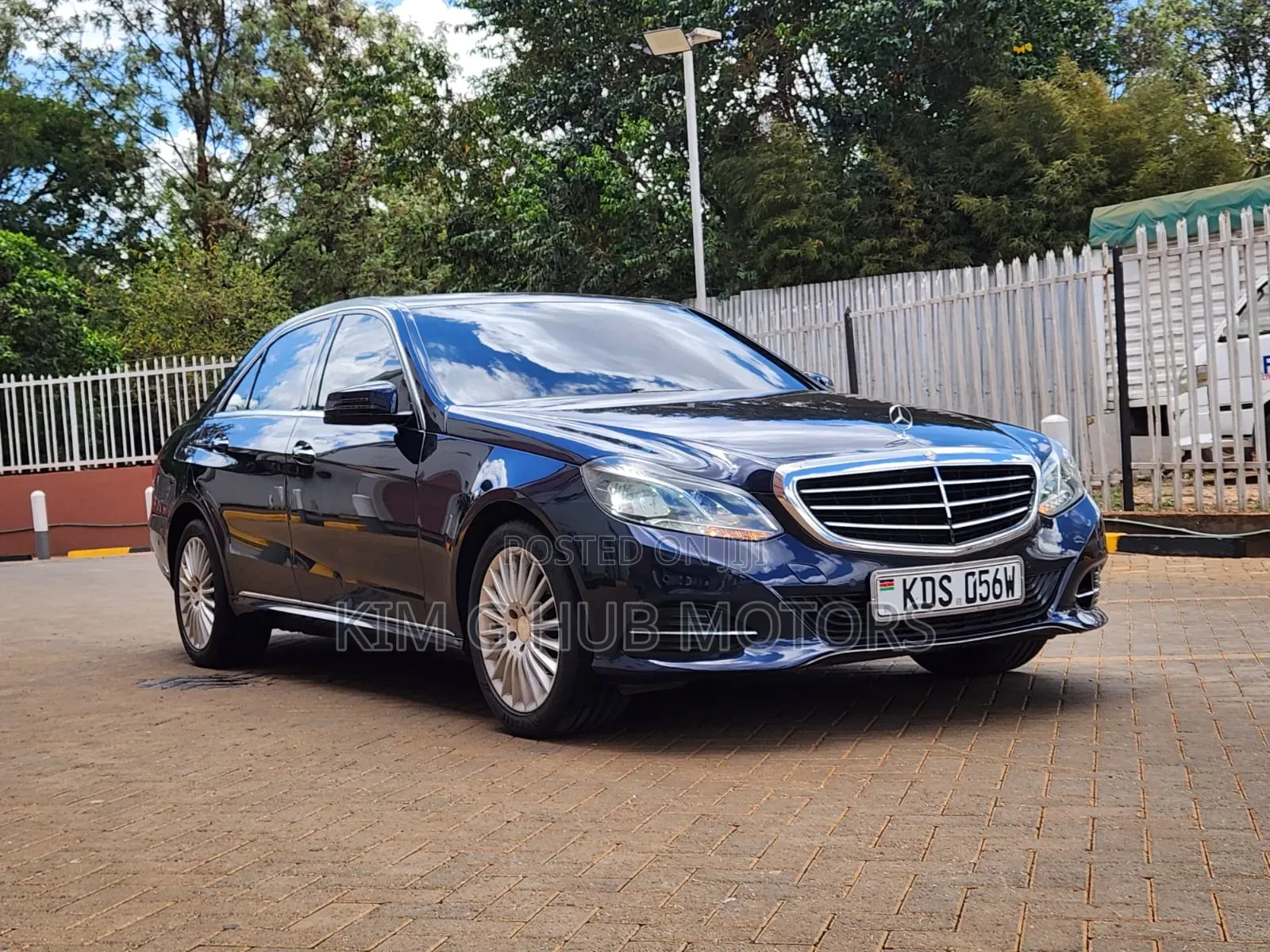 Mercedes-Benz E250 SV Premium 2014 Blue