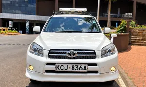 Toyota RAV4 4x4 2009 White