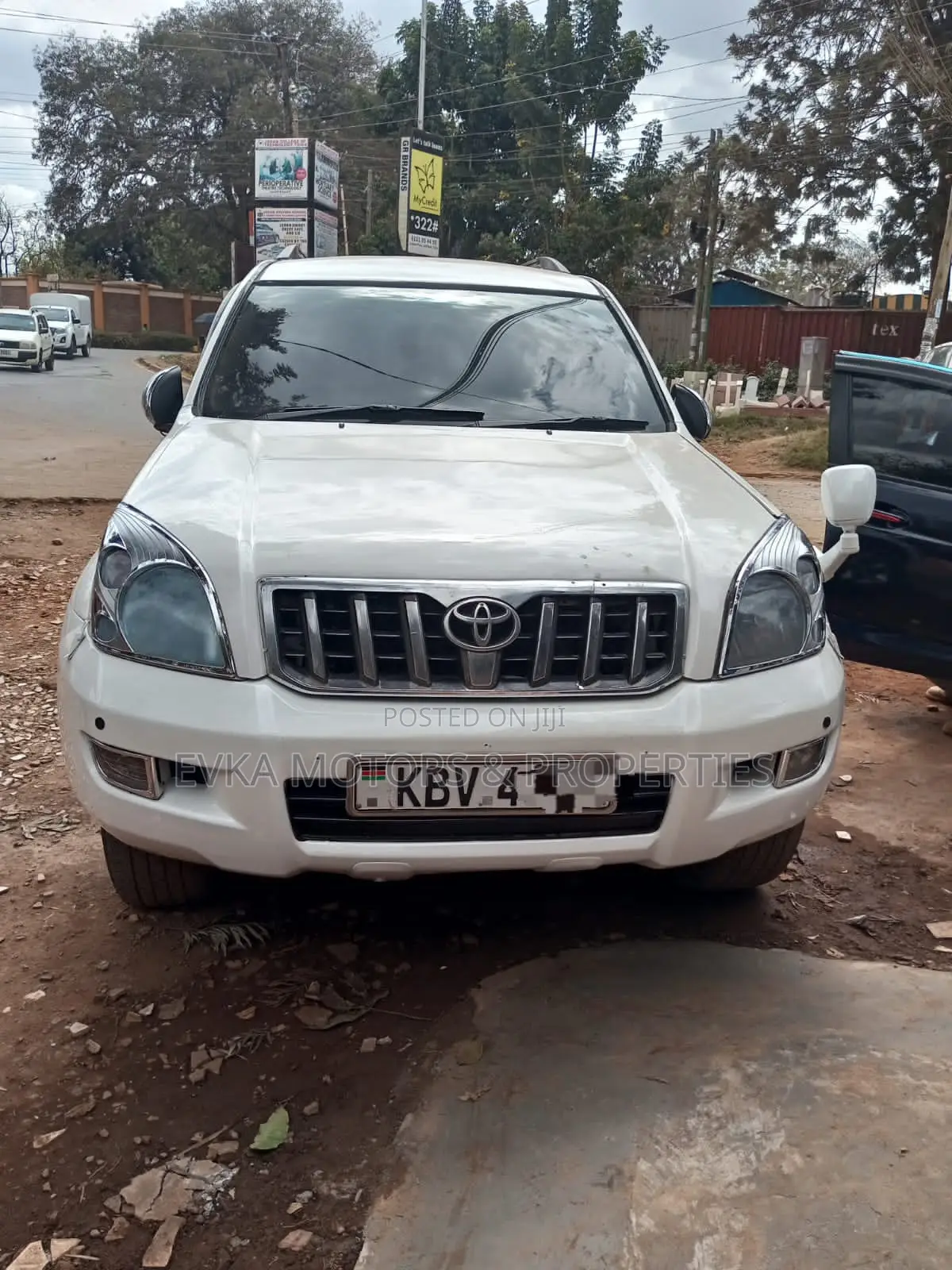 Toyota Land Cruiser Prado 2006 White