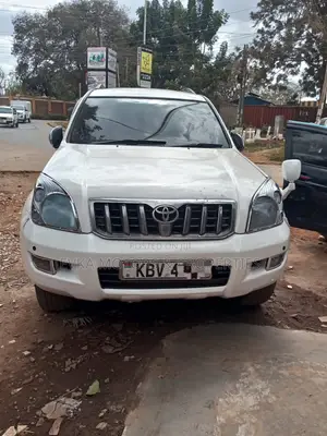 Toyota Land Cruiser Prado 2006 White