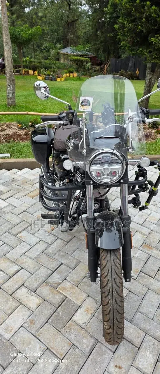 Royal Enfield Meteor 350 2026 Black