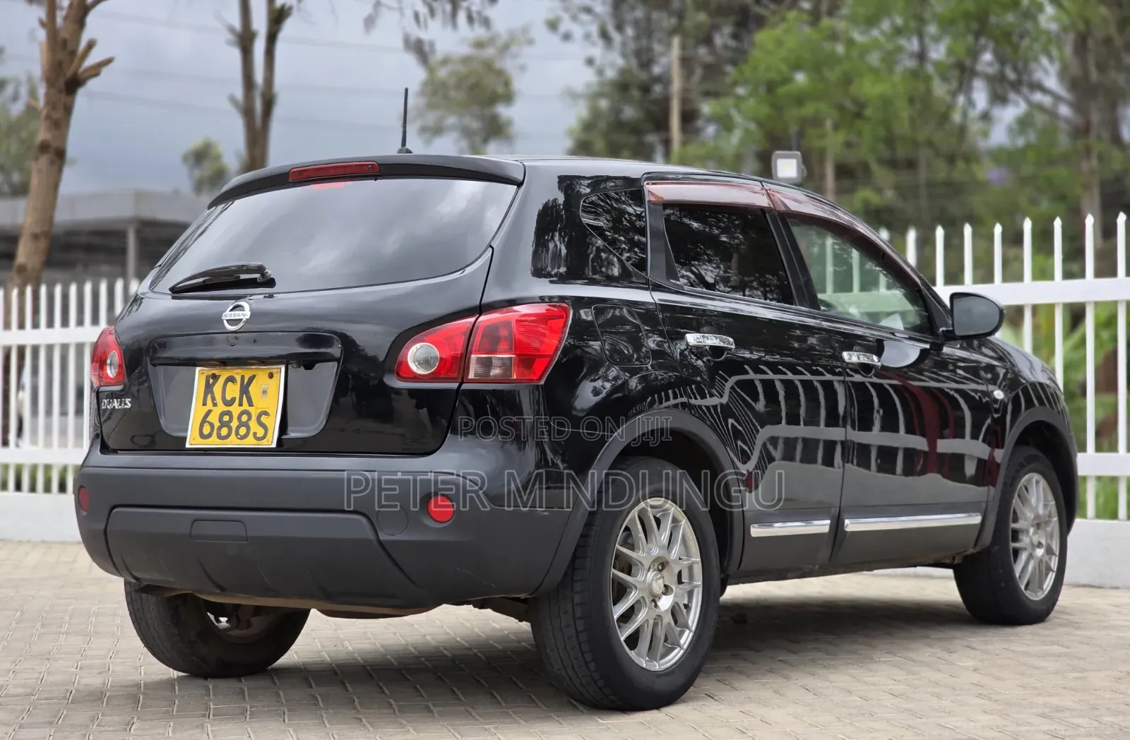 Nissan Dualis 2010 Black