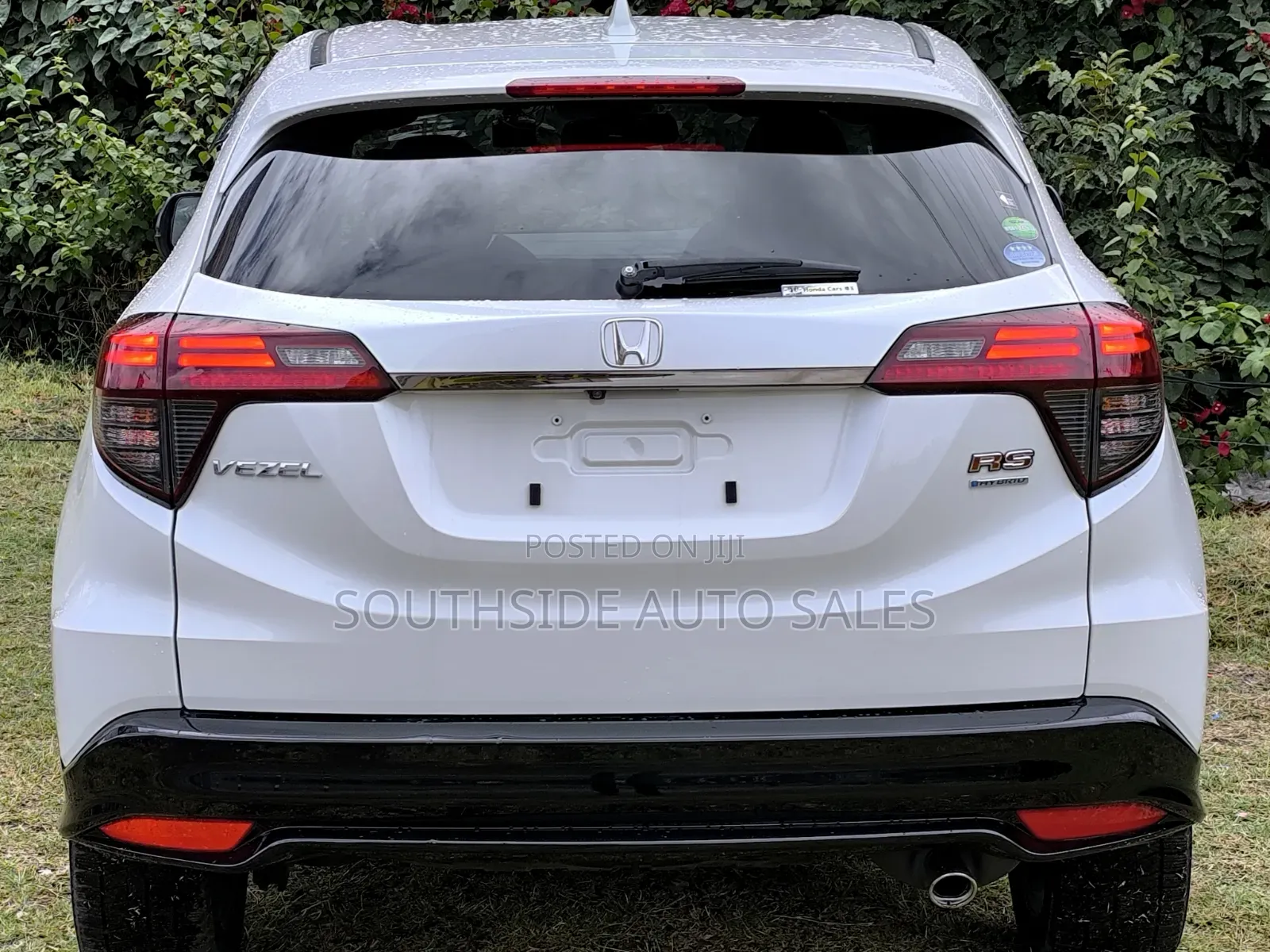 Honda Vezel 1.5 2WD 172 hp 2019 Pearl