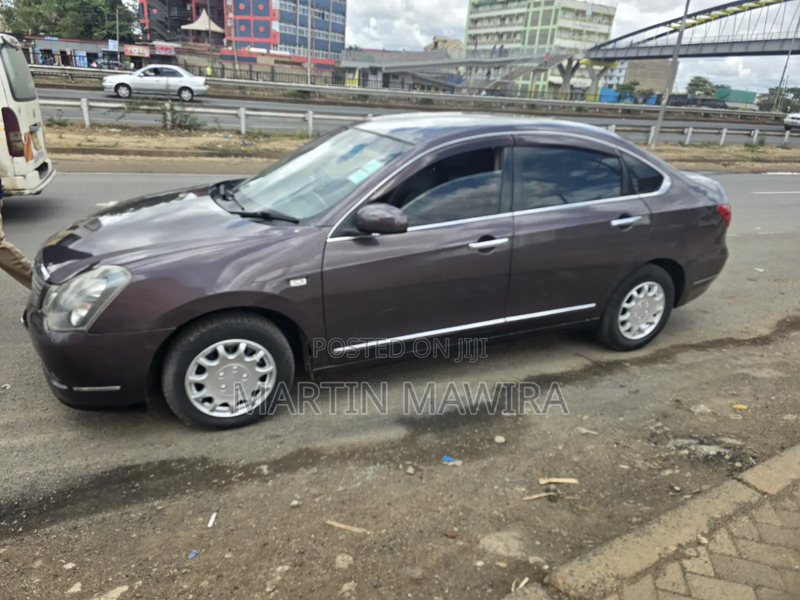 Nissan Bluebird 2008 Brown