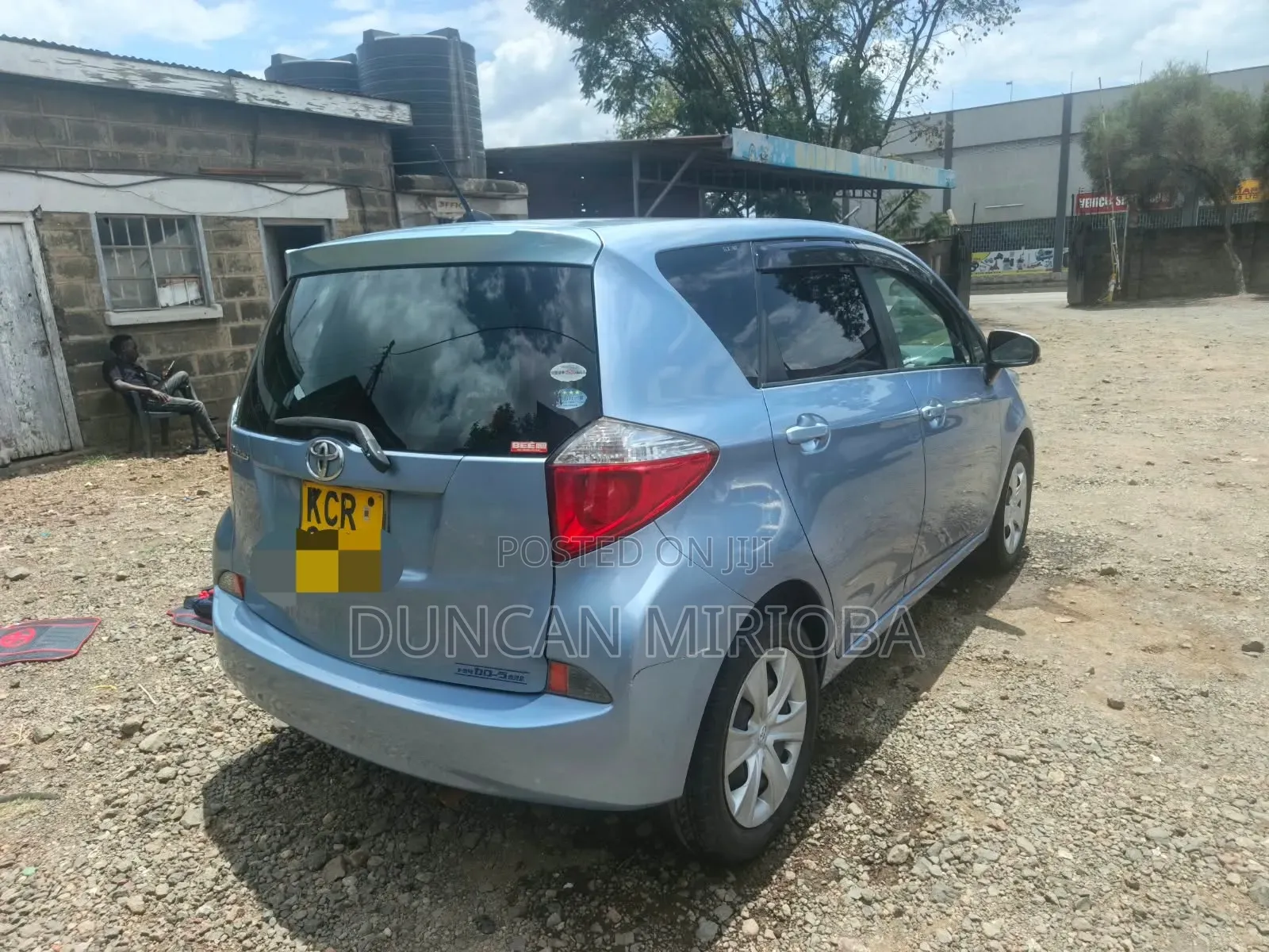 Toyota Ractis 2012 Blue