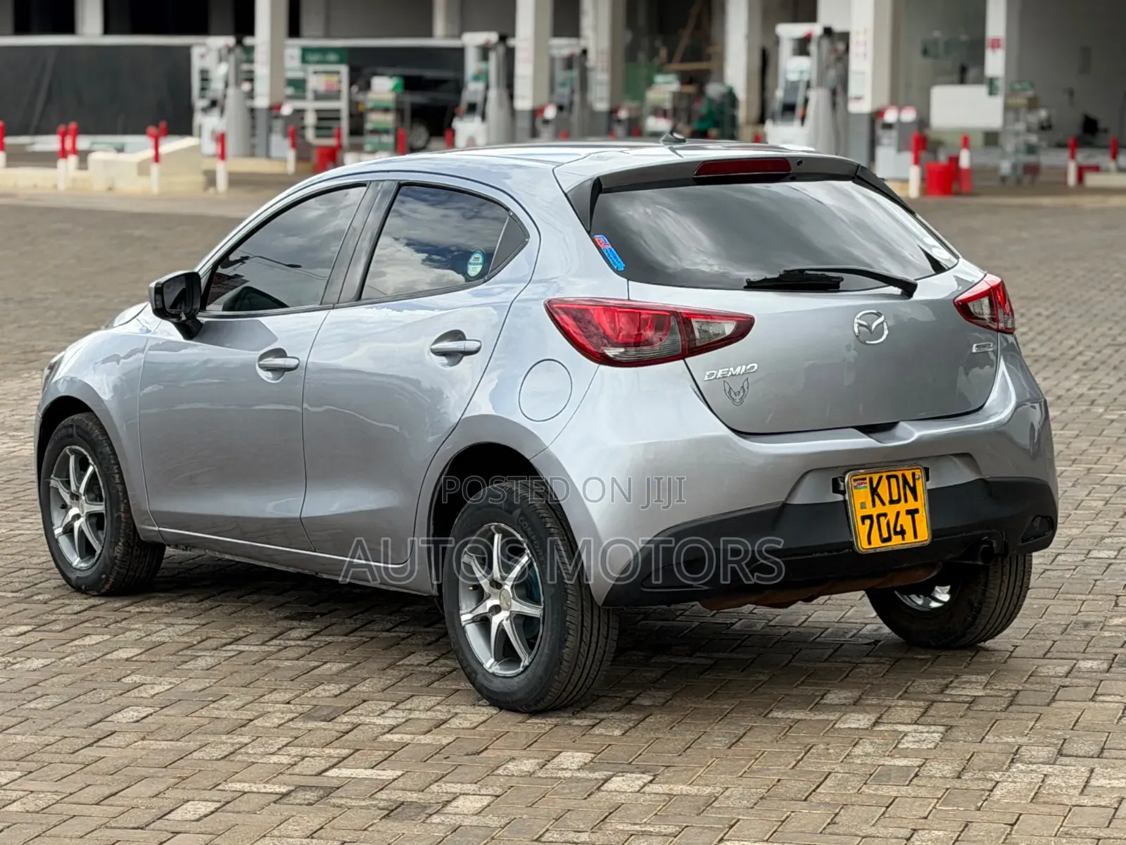 Mazda Demio 2016 Silver