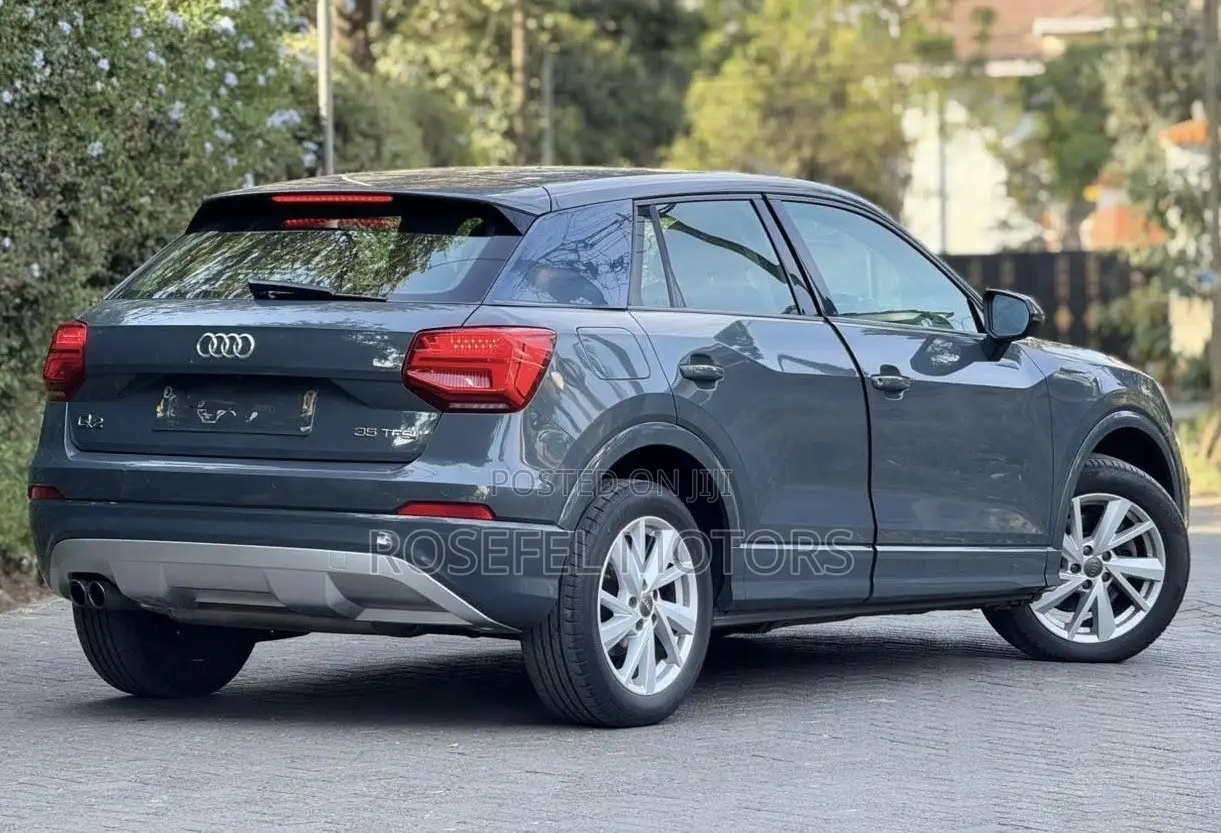 Audi Q2 1.4 TFSI FWD 2019 Gray