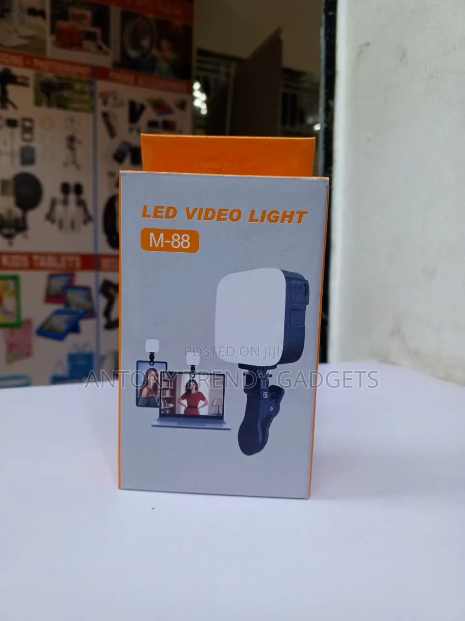 M-88 Warm and Cool White LED Photography Fill Light