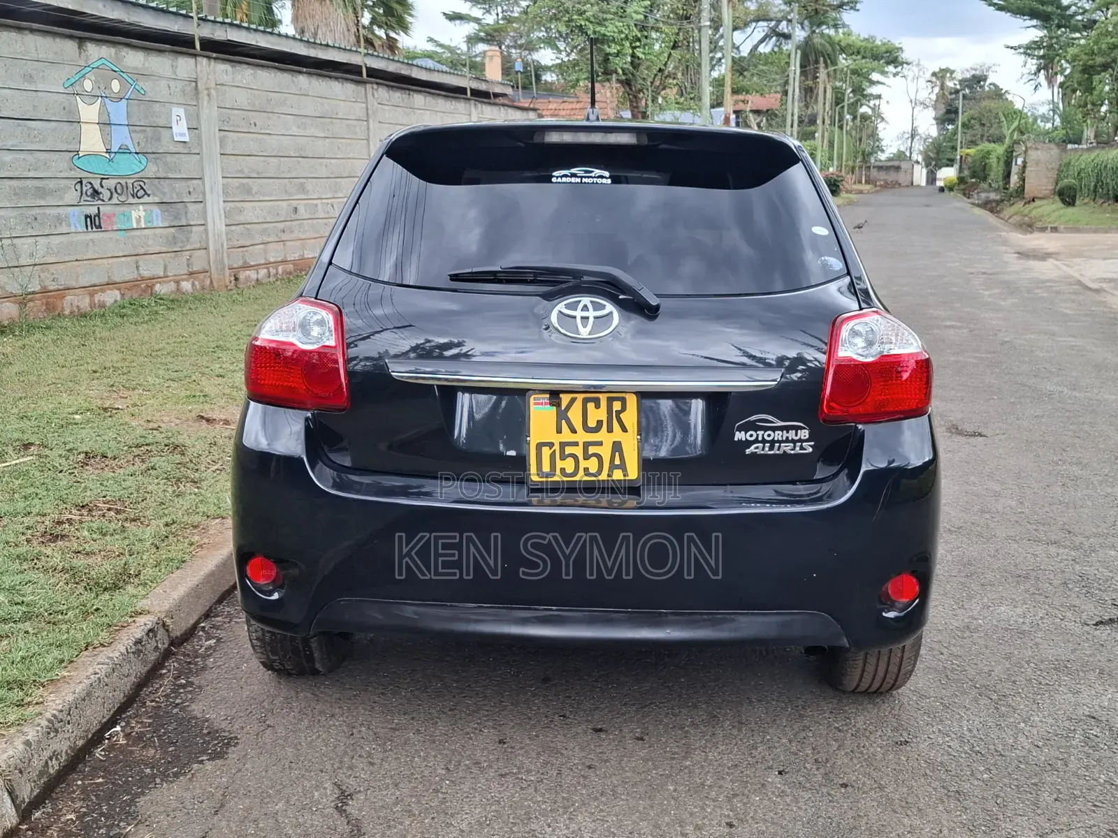 Toyota Auris 2012 Black