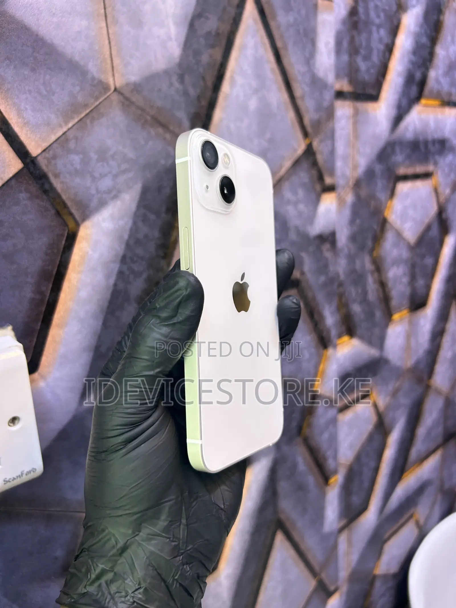 Apple iPhone 13 128 GB White