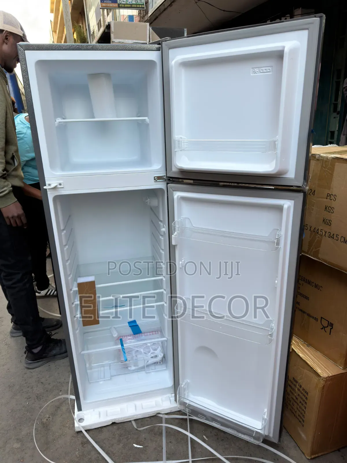 Roch RFR-210-DT-I 168-Liter Double-Door Refrigerator (Top-
