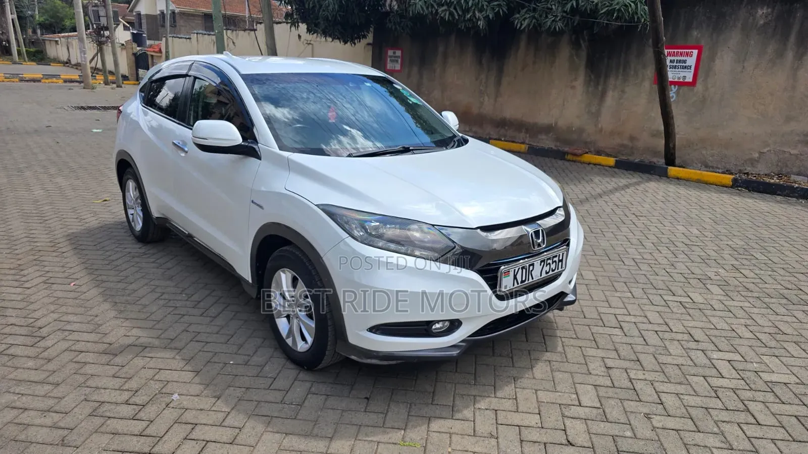 Honda Vezel 1.5 Hybrid 2WD 2016 White