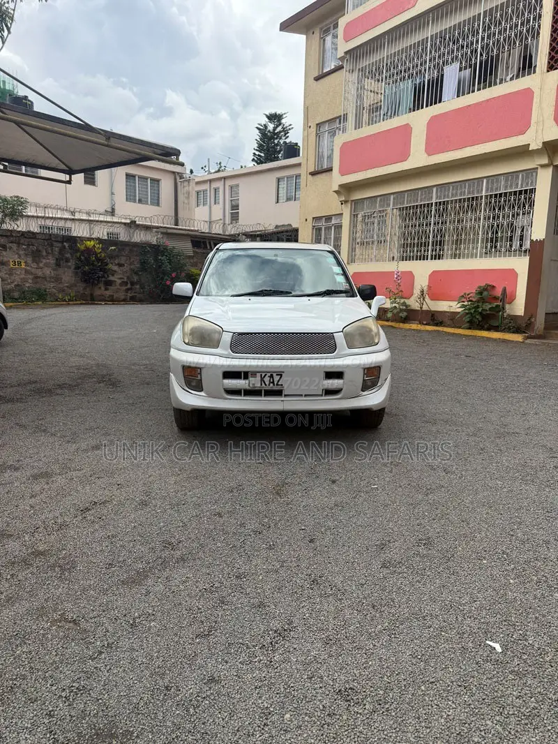 Toyota RAV4 Automatic 2000 Pearl