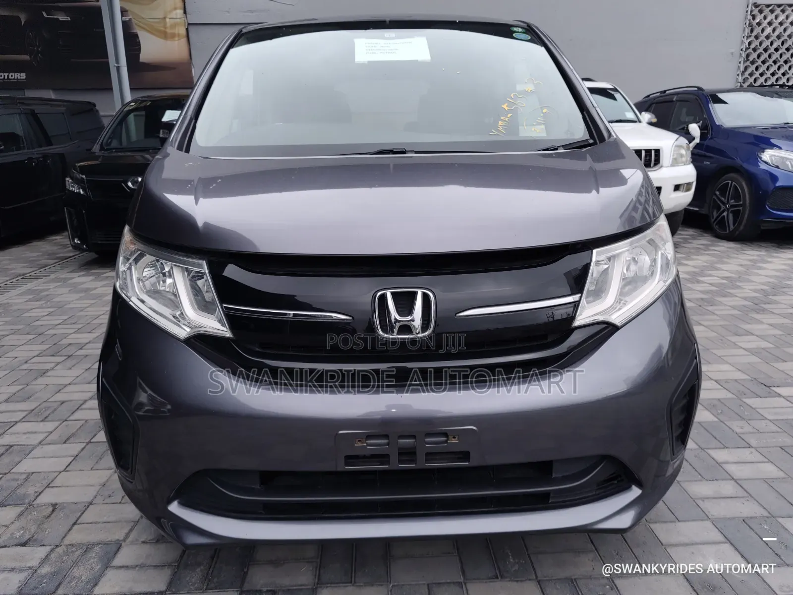 Honda Stepwgn 2019 Gray