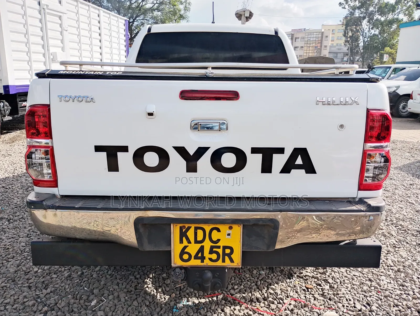 Toyota Hilux 2014 Off white