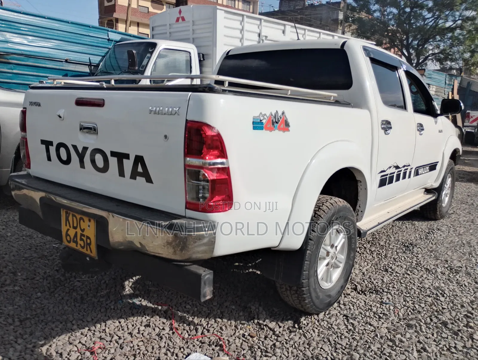 Toyota Hilux 2014 Off white