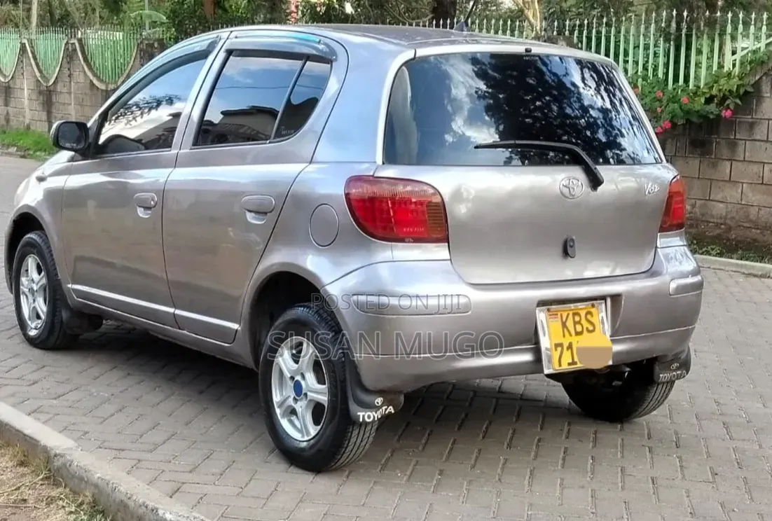 Toyota Vitz 2005