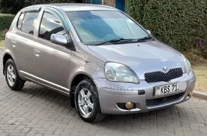 Toyota Vitz 2005