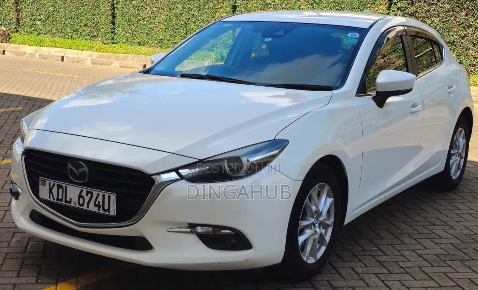 Mazda Axela 2016 White