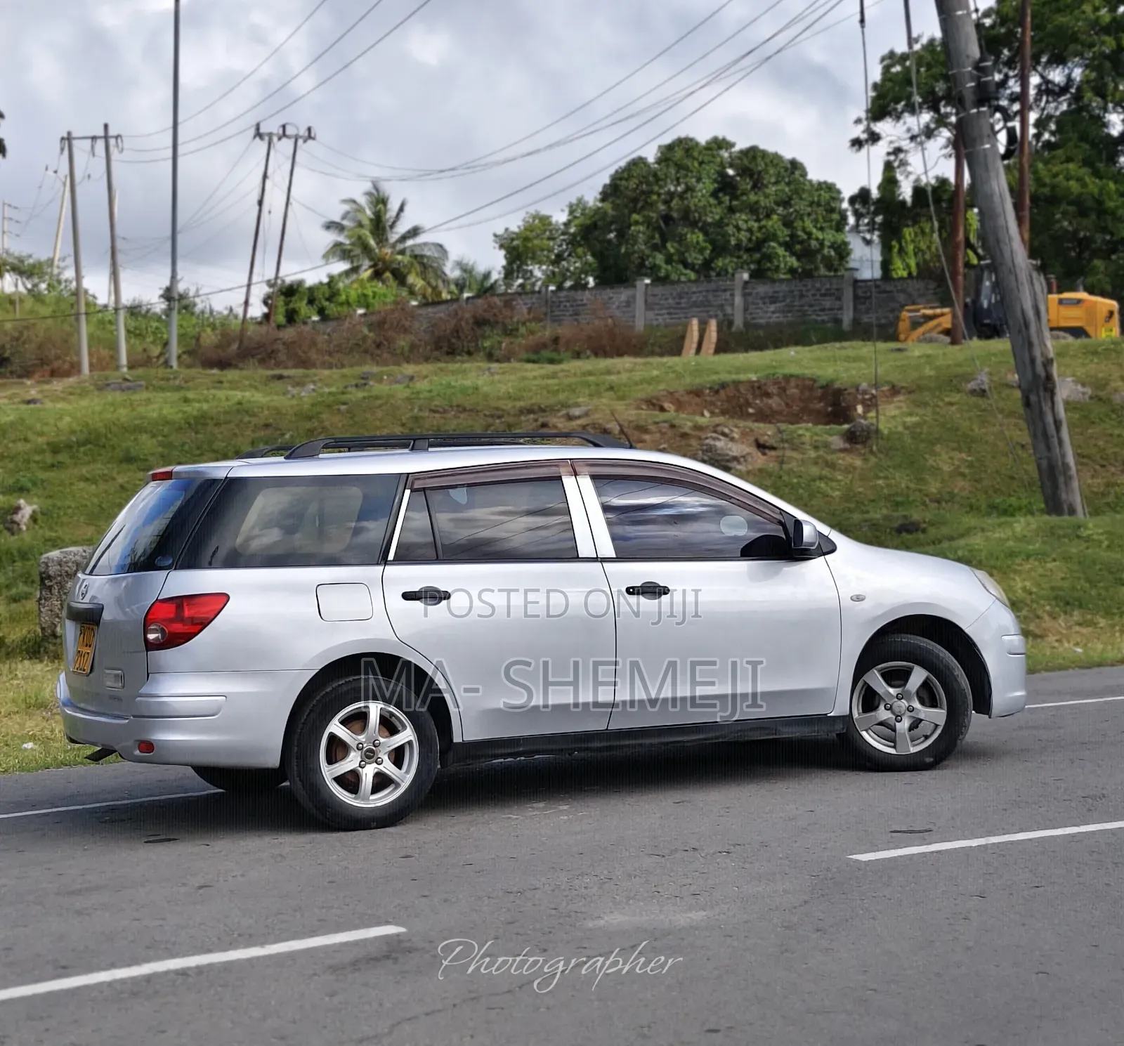 Nissan Advan 2014 Silver