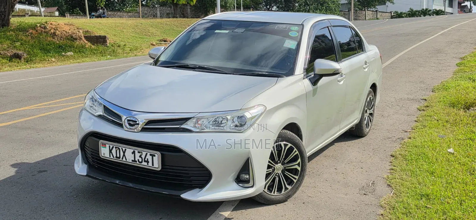 Toyota Axio 1.5 G 2WD 2019 Silver