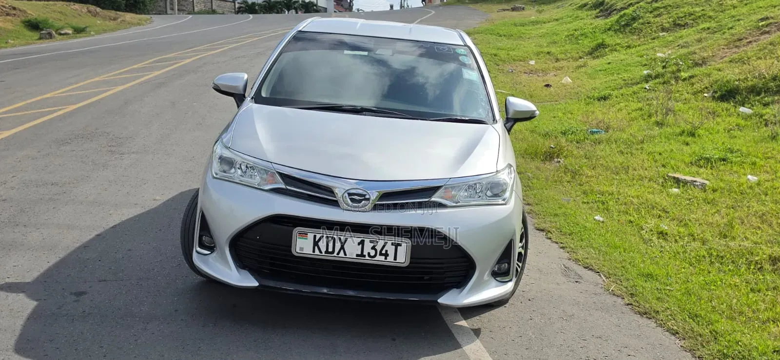 Toyota Axio 1.5 G 2WD 2019 Silver