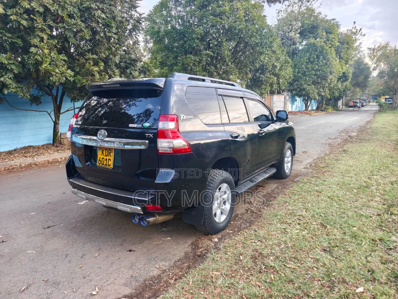 Toyota Land Cruiser Prado 2.8 2017 Black