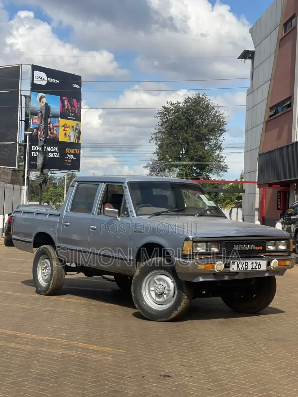 Nissan DoubleCab 1985 Gray