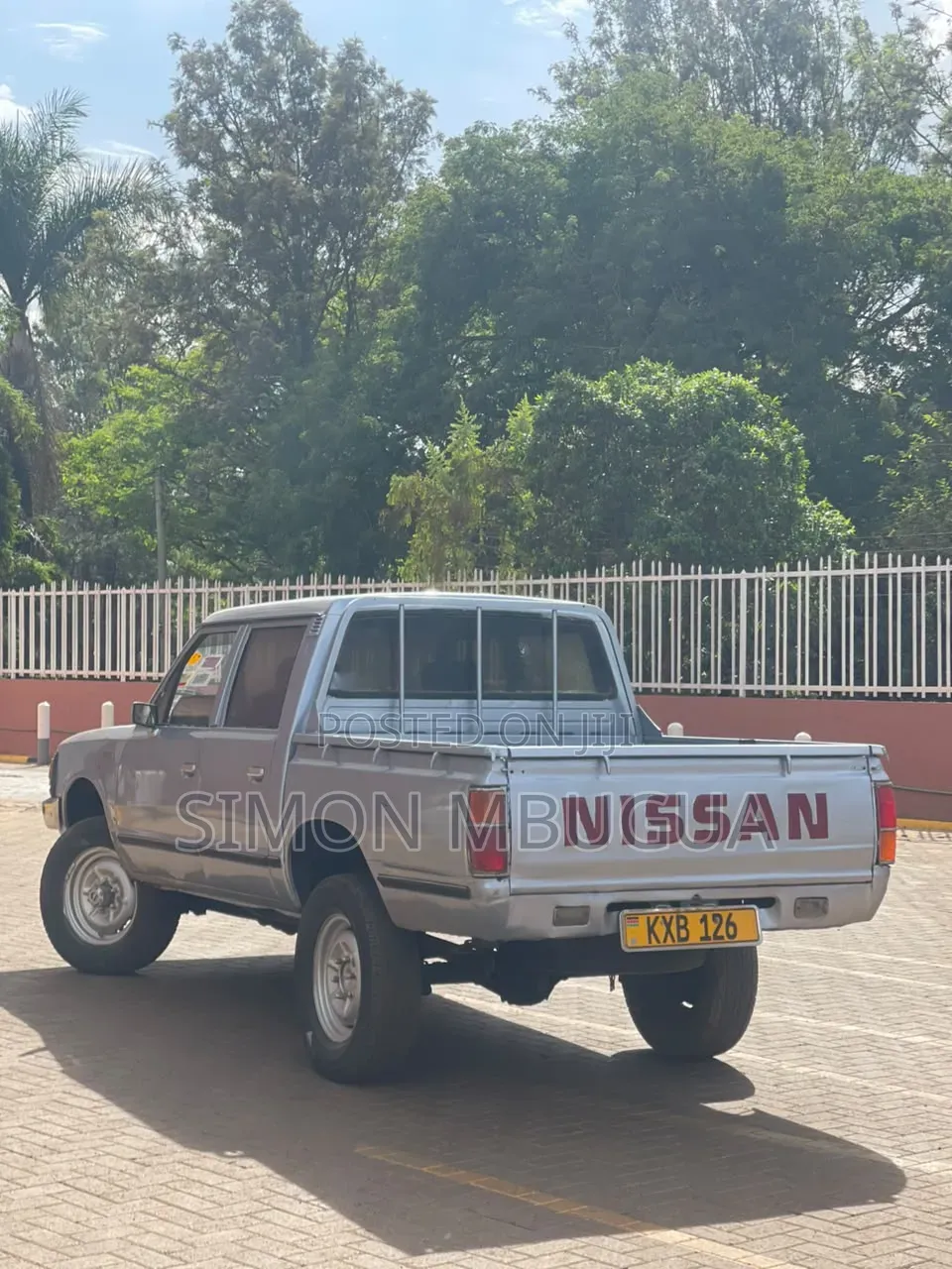 Nissan DoubleCab 1985 Gray