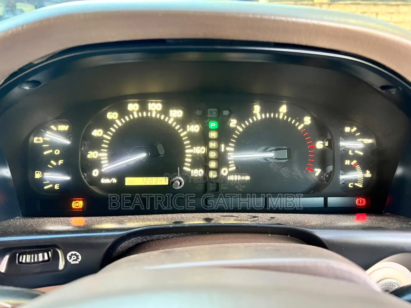 Toyota Land Cruiser HDJ 100 2000 Pearl