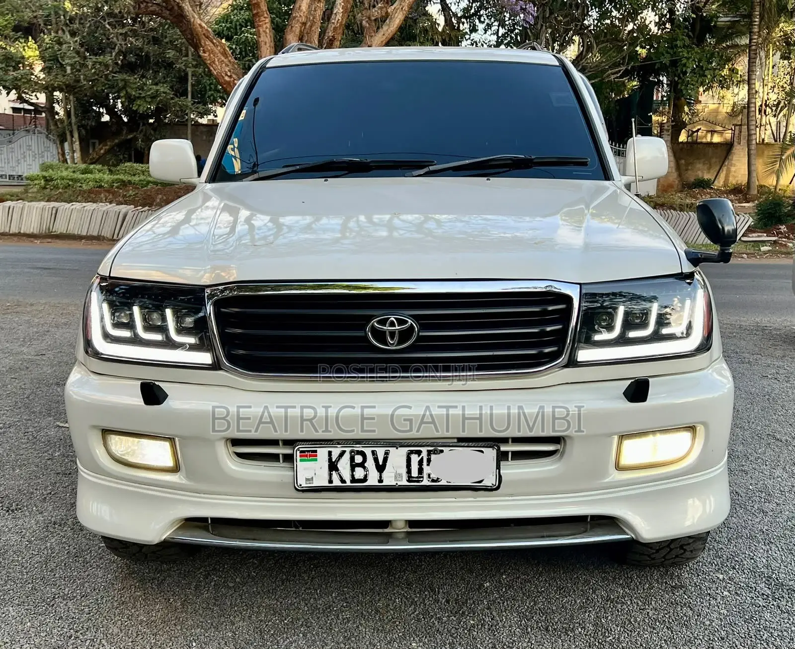 Toyota Land Cruiser HDJ 100 2000 Pearl