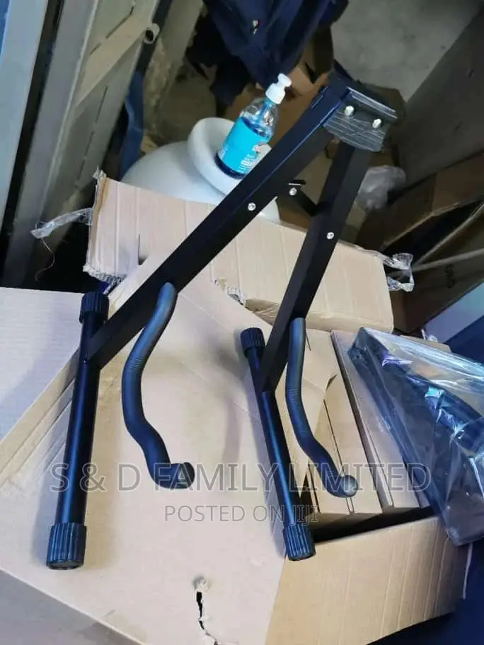 Guitar Stand