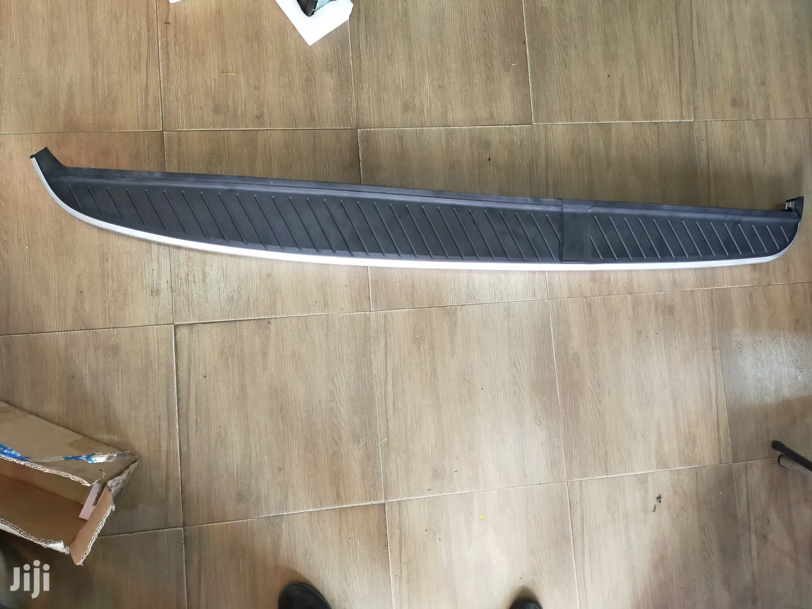 Range Rover Sidestep Nerf Bar