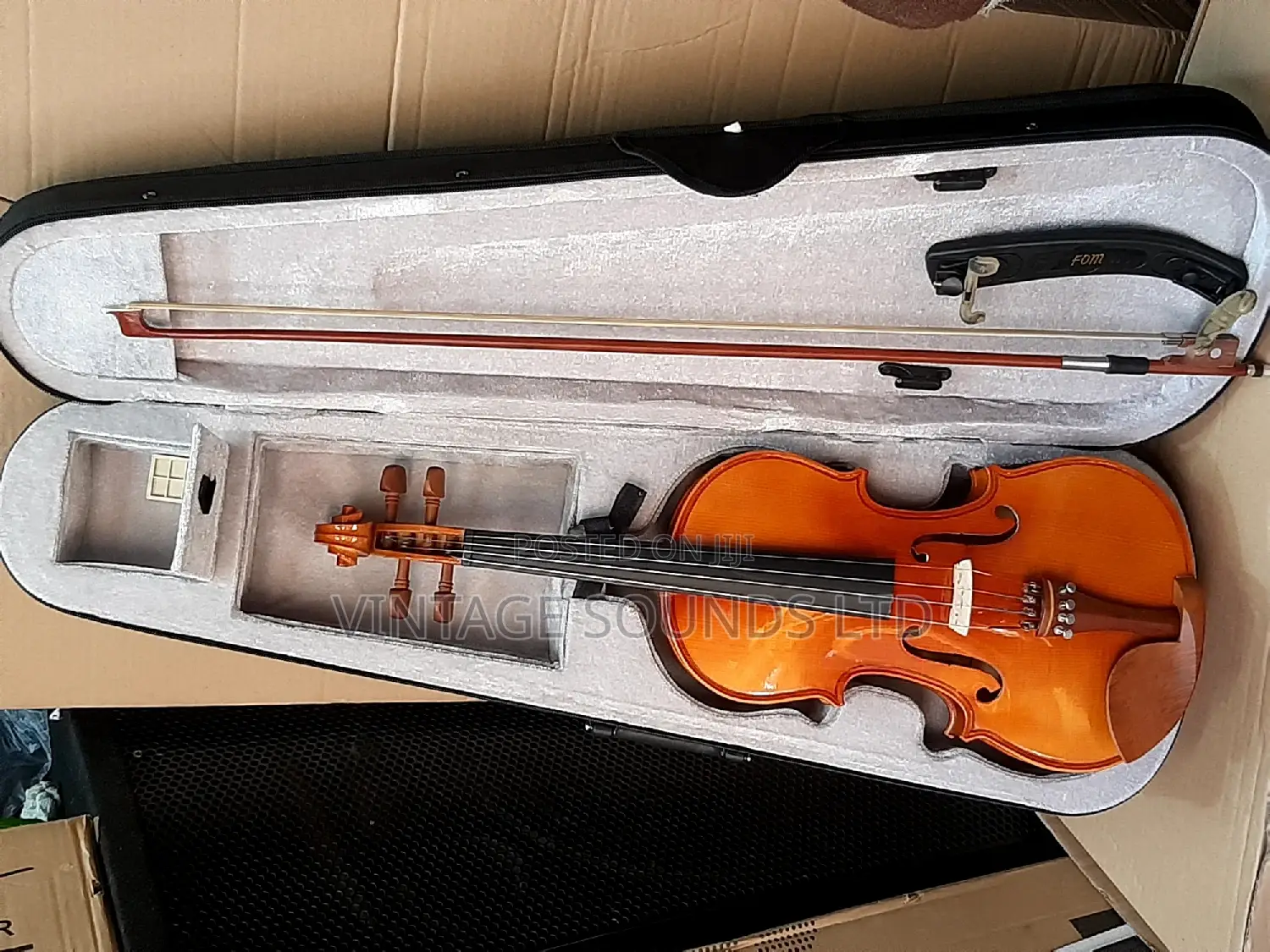 4/4 Solid Wooden Maple Leaf Violin