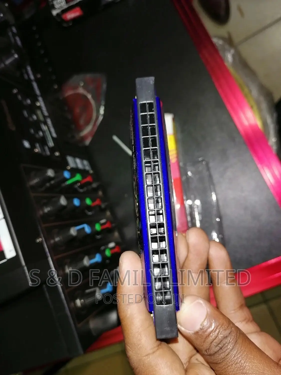 Harmonica 16 Holes
