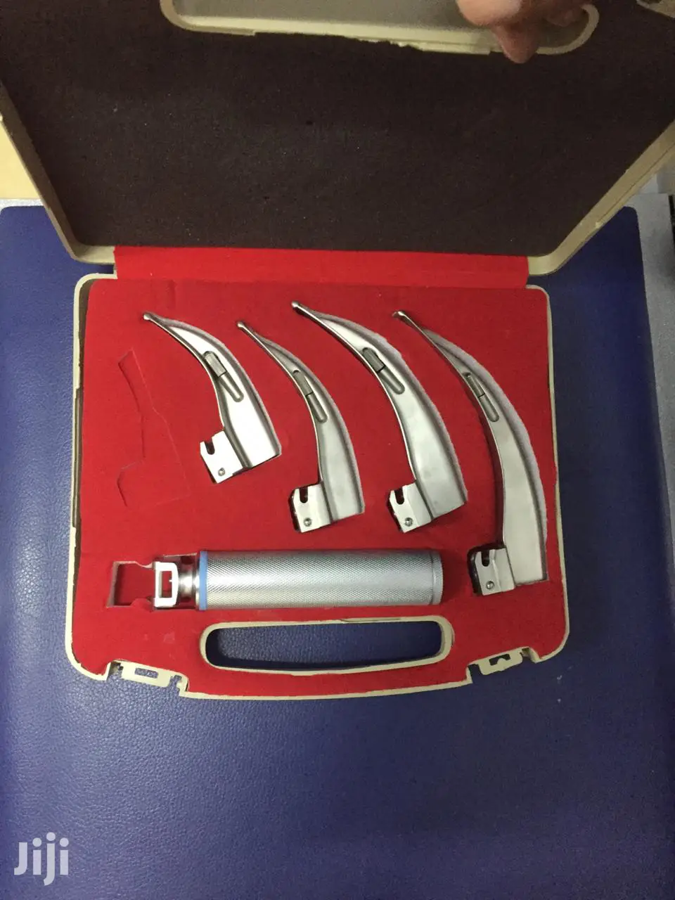 Laryngoscope