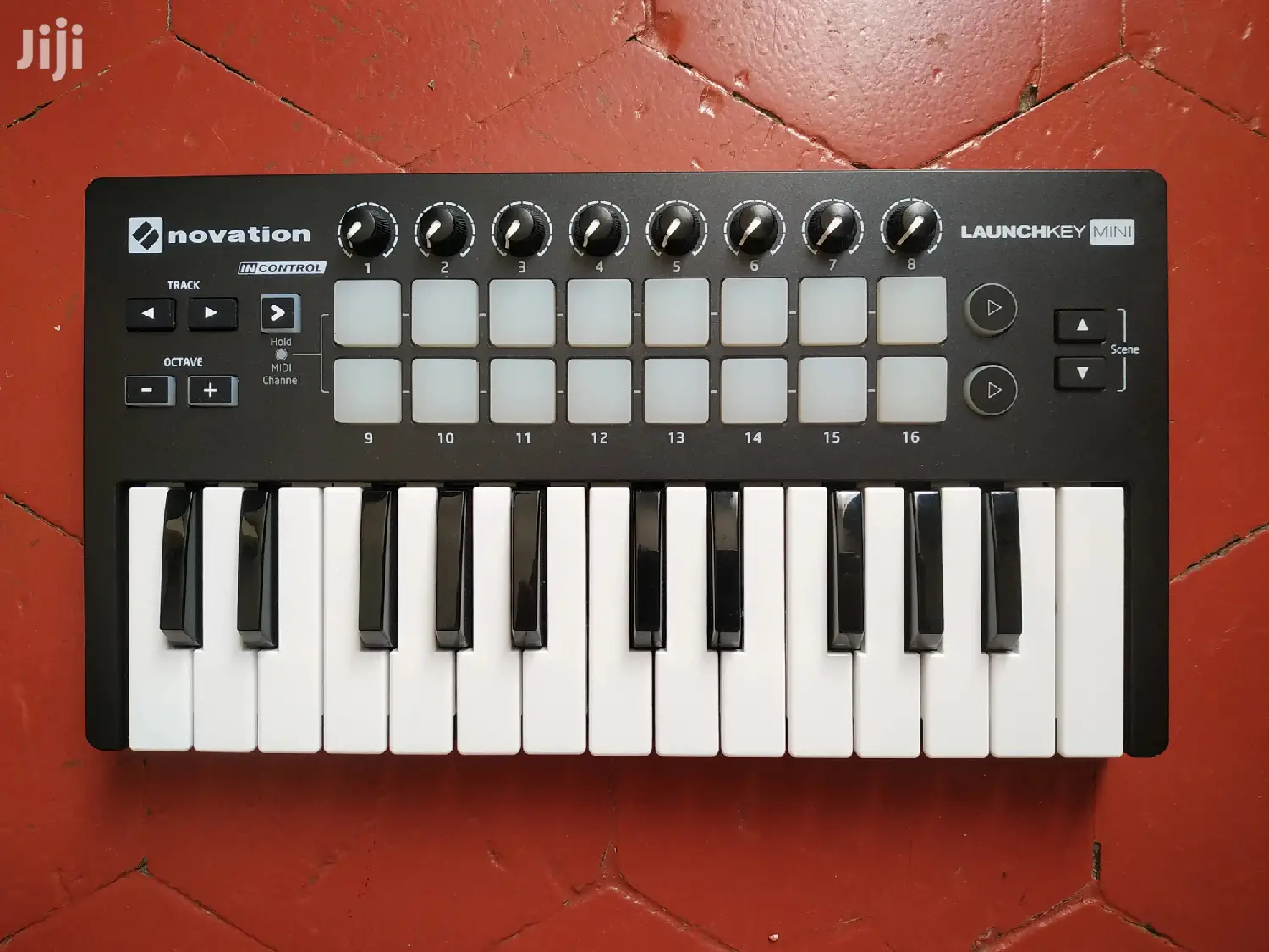 Novation Launchkey Mini