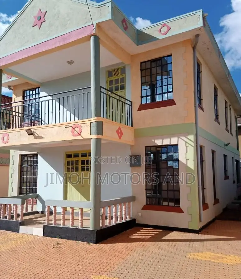 House For Sale In Ngoigwa