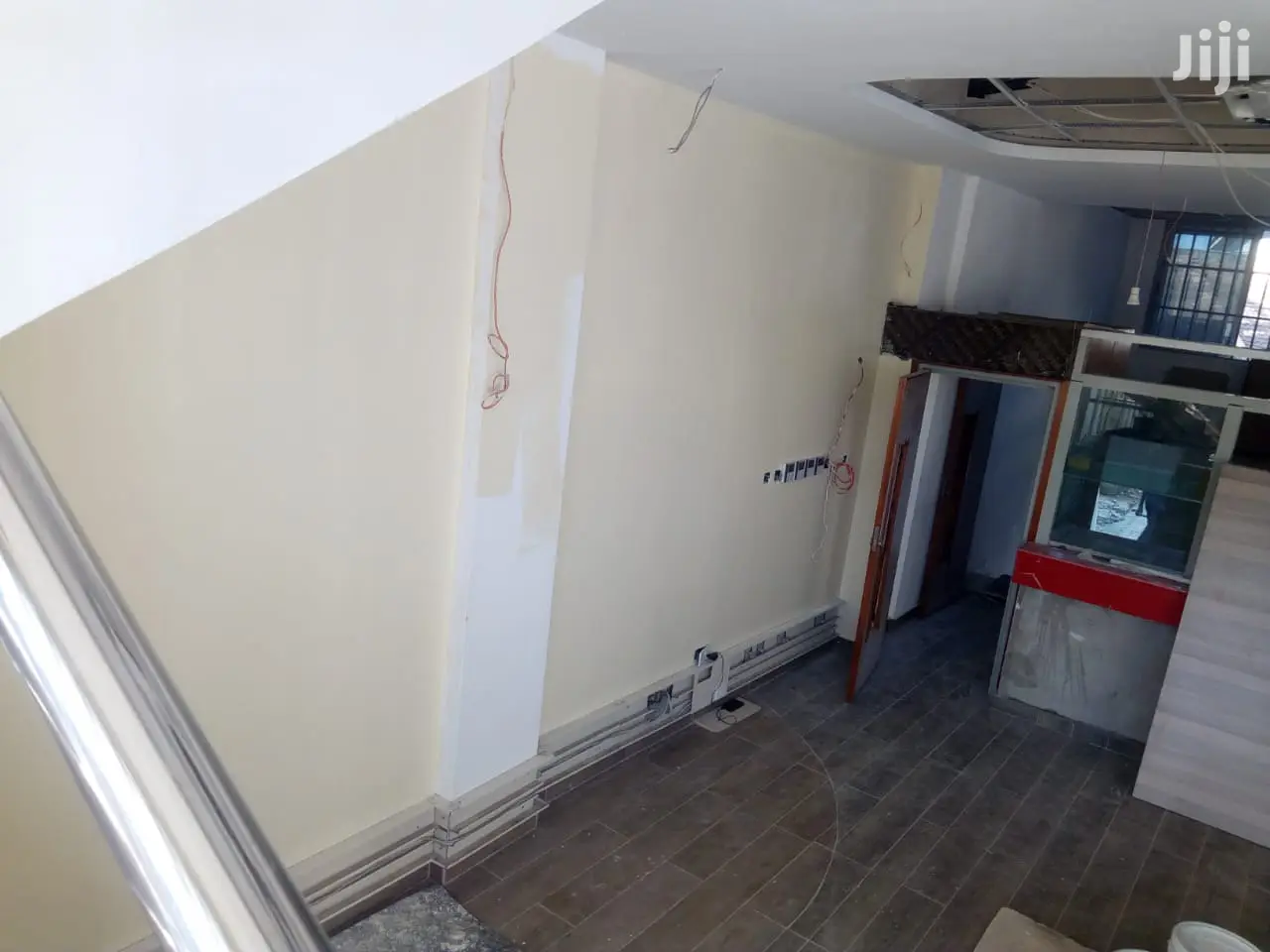 Painting and Treating of Dumpness